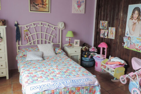 villa_23_01_Chalet_Atalaya_JLLdormitorio_2